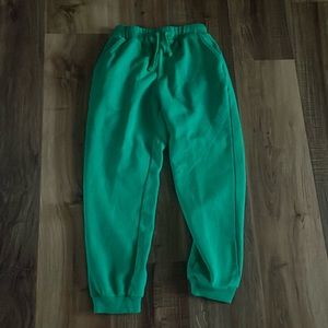 Girls size 12 Kelly green sweatpants